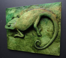 Load image into Gallery viewer, Chameleon Concrete  Tropical Decor Art Wall Sculpture Tile