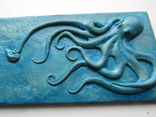 Load image into Gallery viewer, Octopus with Oyster Bas Relief Concrete Hand Made Art Tile
