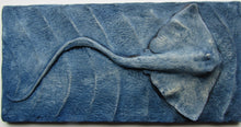 Load image into Gallery viewer, Manta Ray Concrete Hand Made Art Tile
